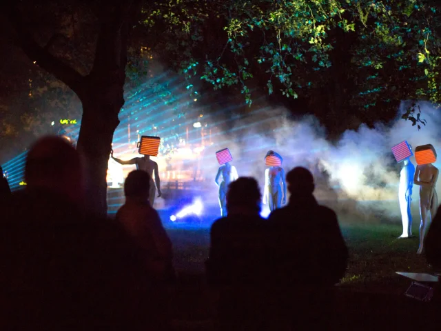 karavaan-lichtfestival-kobalt.webp